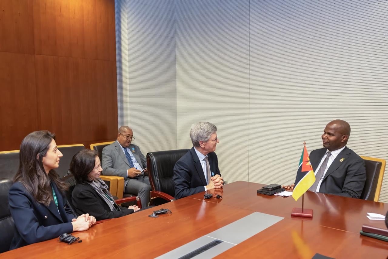 Economista Norte-Americano Jeffrey Sachs Prevê “Economia de Moçambique Desenvolvida Nas Próximas Décadas” • Diário Económico