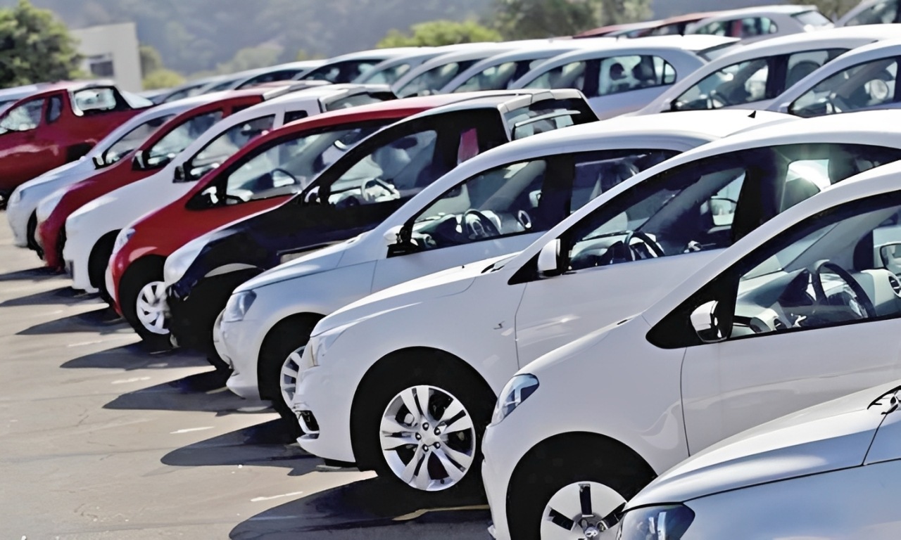 Parque Automóvel Cresceu 4,2% em 2024 Ultrapassando 1,3 Milhão de Viaturas • Diário Económico