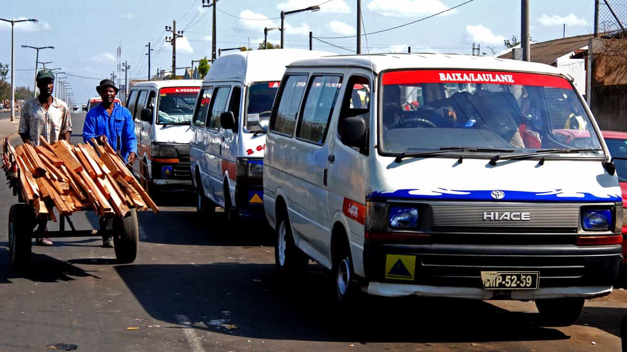 Governo e FEMATRO Acordam Compensação de Mais de 140 Mil Meticais Para Evitar Subida do Transporte • Diário Económico